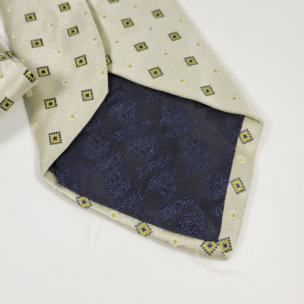 VERSACE | 100% silk tie - Picture 7 of 10